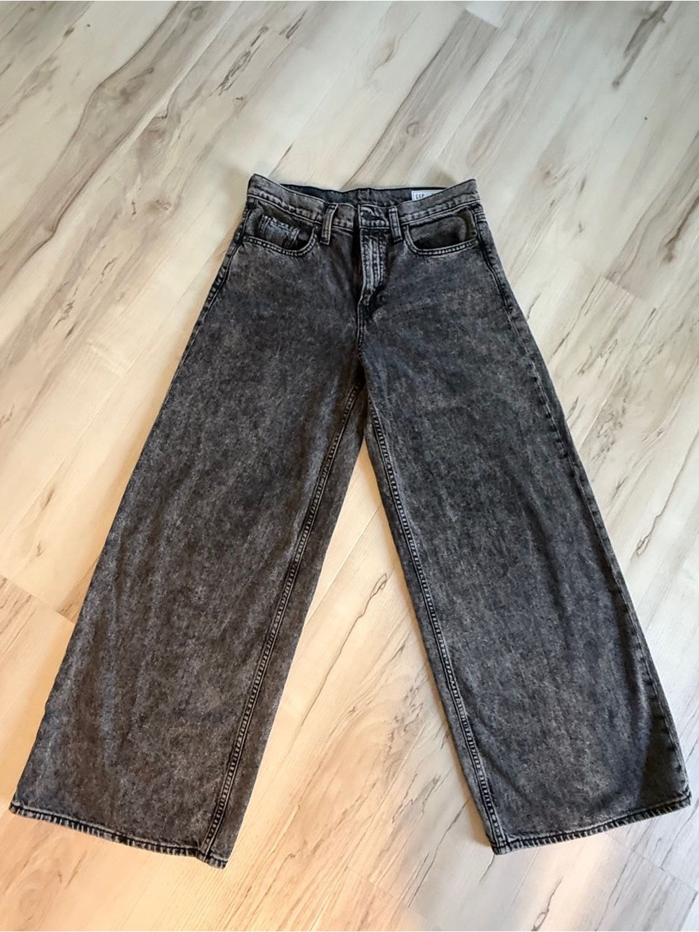 GAP Women's Wide Leg Acid Soft Denim Wash Jeans - Black size 26 Baggy Mid Rise